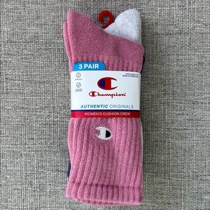 Champion Women’s Embroidered Crew Socks